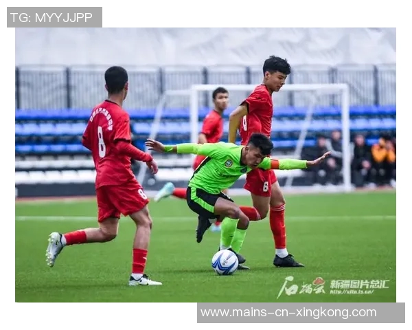 新疆第五小学足球队奋勇争先展现青春风采助力校园体育文化发展